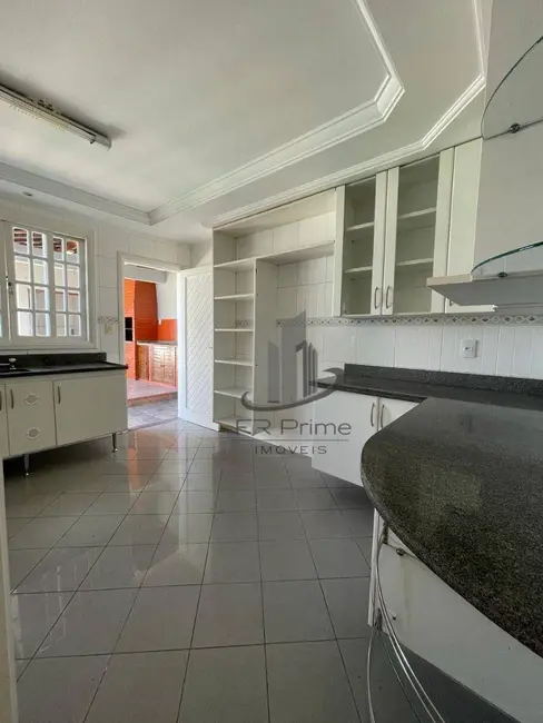 Casa com 4 quartos à venda, 200m2 em Pinheiral - RJ - imagem 3 Foto 3 de Casa com 4 quartos à venda, 200m2 em Pinheiral - RJ