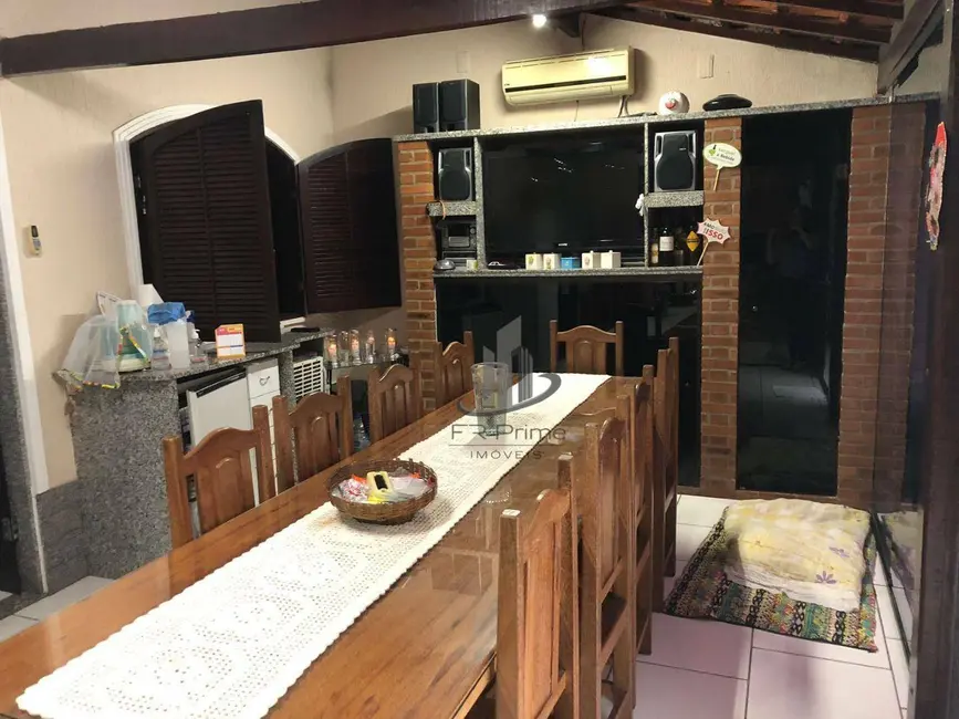 Casa com 3 quartos à venda, 143m2 em Jardim Vila Rica - Tiradentes, Volta Redonda - RJ - imagem 7 Foto 7 de Casa com 3 quartos à venda, 143m2 em Jardim Vila Rica - Tiradentes, Volta Redonda - RJ