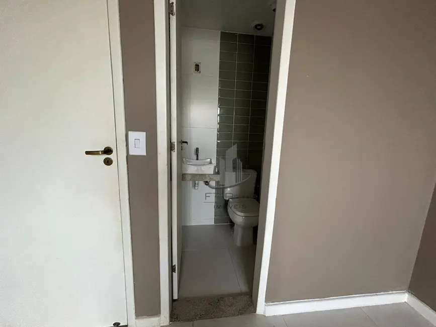 Cobertura com 2 quartos à venda, 106m2 em Jardim Amália, Volta Redonda - RJ - imagem 6 Foto 6 de Cobertura com 2 quartos à venda, 106m2 em Jardim Amália, Volta Redonda - RJ