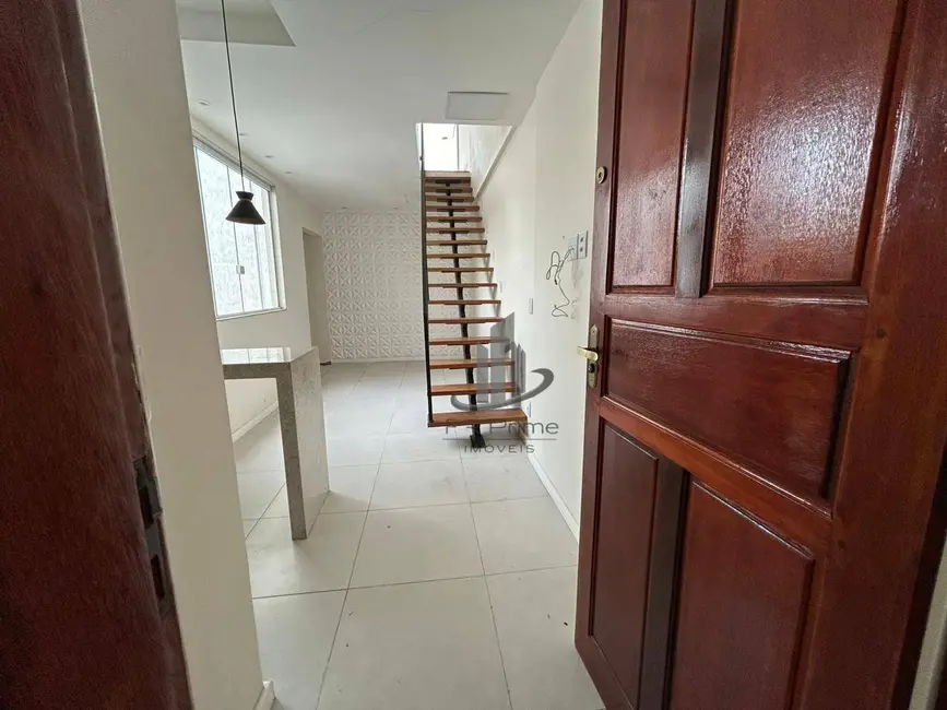 Foto 1 de Cobertura com 2 quartos à venda, 106m2 em Jardim Amália, Volta Redonda - RJ