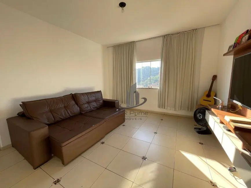Foto 1 de Casa com 3 quartos à venda, 300m2 em Vila Ursulino, Barra Mansa - RJ
