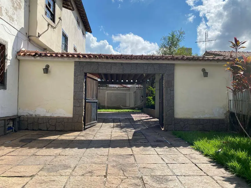 Foto 4 de Apartamento com 4 quartos à venda, 481m2 em Vila Santa Cecília, Volta Redonda - RJ