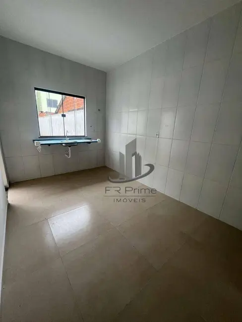 Casa com 2 quartos à venda, 150m2 em Roma, Volta Redonda - RJ - imagem 5 Foto 5 de Casa com 2 quartos à venda, 150m2 em Roma, Volta Redonda - RJ
