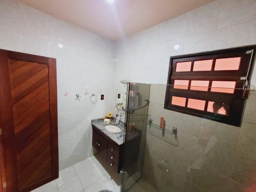 Casa com 3 quartos à venda, 223m2 em Monte Castelo, Volta Redonda - RJ - imagem 9 Foto 9 de Casa com 3 quartos à venda, 223m2 em Monte Castelo, Volta Redonda - RJ