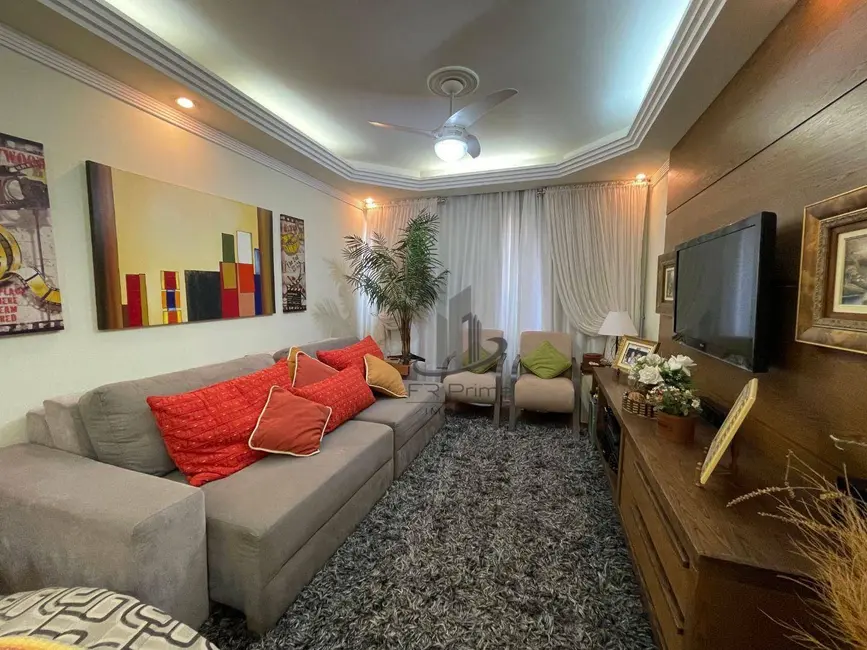 Foto 1 de Apartamento com 3 quartos à venda, 108m2 em Aterrado, Volta Redonda - RJ