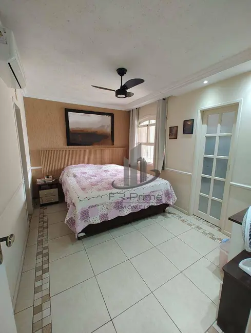 Foto 9 de Casa com 3 quartos à venda, 245m2 em Volta Redonda - RJ