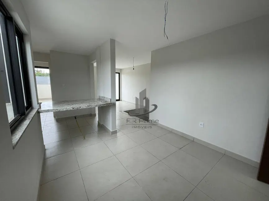 Foto 3 de Cobertura com 3 quartos à venda, 121m2 em Jardim Belvedere, Volta Redonda - RJ