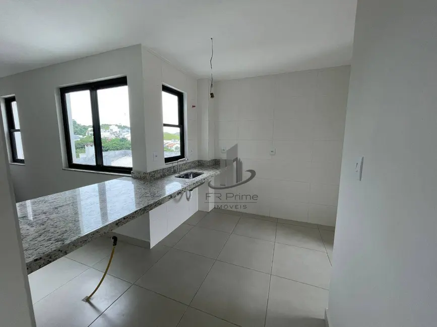 Cobertura com 3 quartos à venda, 119m2 em Jardim Belvedere, Volta Redonda - RJ - imagem 4 Foto 4 de Cobertura com 3 quartos à venda, 119m2 em Jardim Belvedere, Volta Redonda - RJ