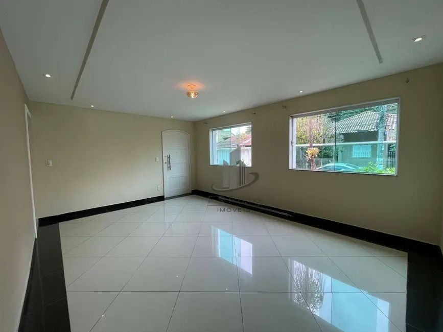 Casa com 3 quartos à venda, 200m2 em Morada da Granja, Barra Mansa - RJ - imagem 3 Foto 3 de Casa com 3 quartos à venda, 200m2 em Morada da Granja, Barra Mansa - RJ