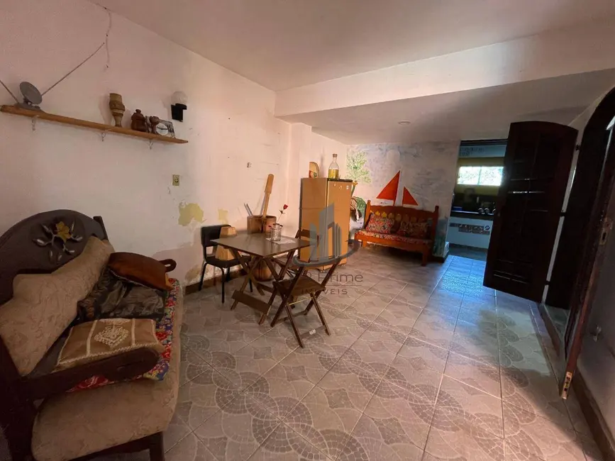 Casa com 3 quartos à venda, 402m2 em Itatiaia - RJ - imagem 9 Foto 9 de Casa com 3 quartos à venda, 402m2 em Itatiaia - RJ