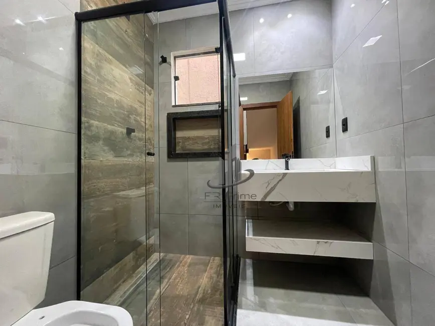 Casa com 3 quartos à venda, 373m2 em Jardim Belvedere, Volta Redonda - RJ - imagem 7 Foto 7 de Casa com 3 quartos à venda, 373m2 em Jardim Belvedere, Volta Redonda - RJ
