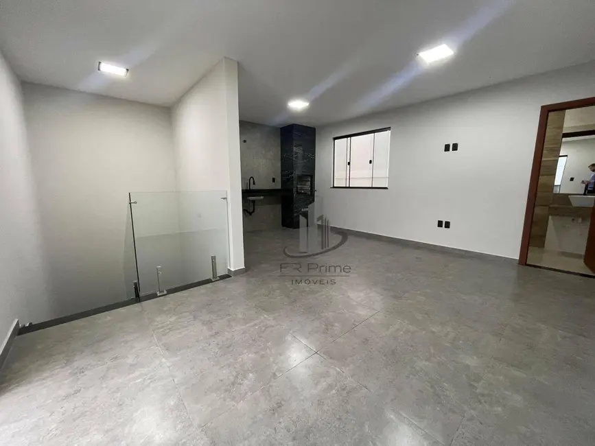 Casa com 3 quartos à venda, 373m2 em Jardim Belvedere, Volta Redonda - RJ - imagem 5 Foto 5 de Casa com 3 quartos à venda, 373m2 em Jardim Belvedere, Volta Redonda - RJ