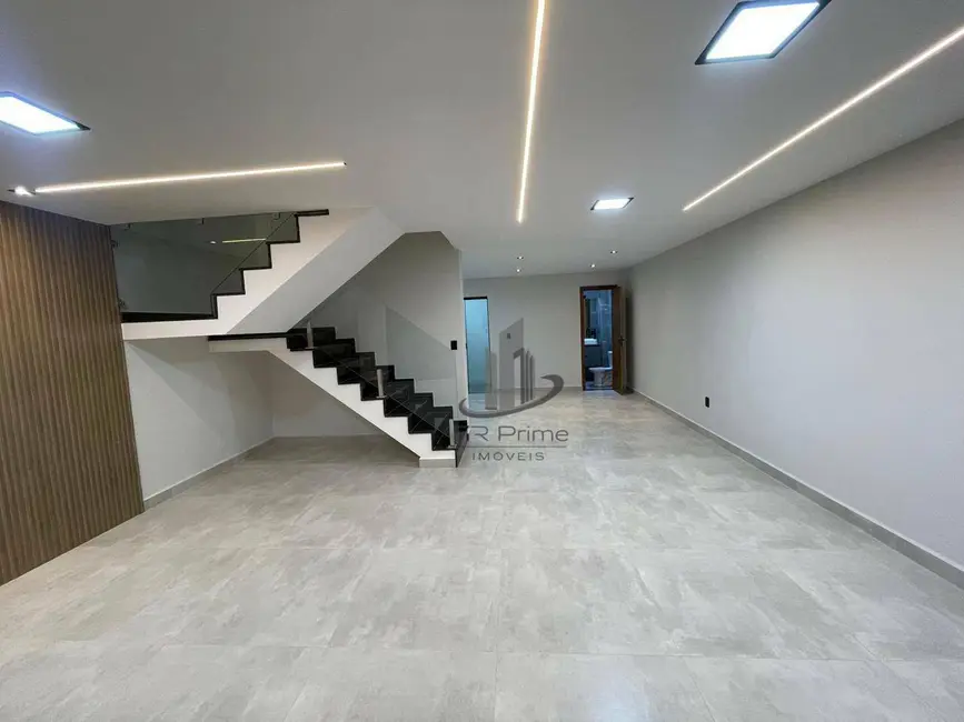 Casa com 3 quartos à venda, 373m2 em Jardim Belvedere, Volta Redonda - RJ - imagem 6 Foto 6 de Casa com 3 quartos à venda, 373m2 em Jardim Belvedere, Volta Redonda - RJ