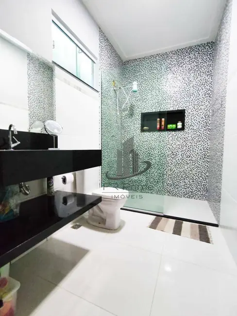 Chácara com 4 quartos à venda, 2049m2 em Centro, Pinheiral - RJ - imagem 8 Foto 8 de Chácara com 4 quartos à venda, 2049m2 em Centro, Pinheiral - RJ
