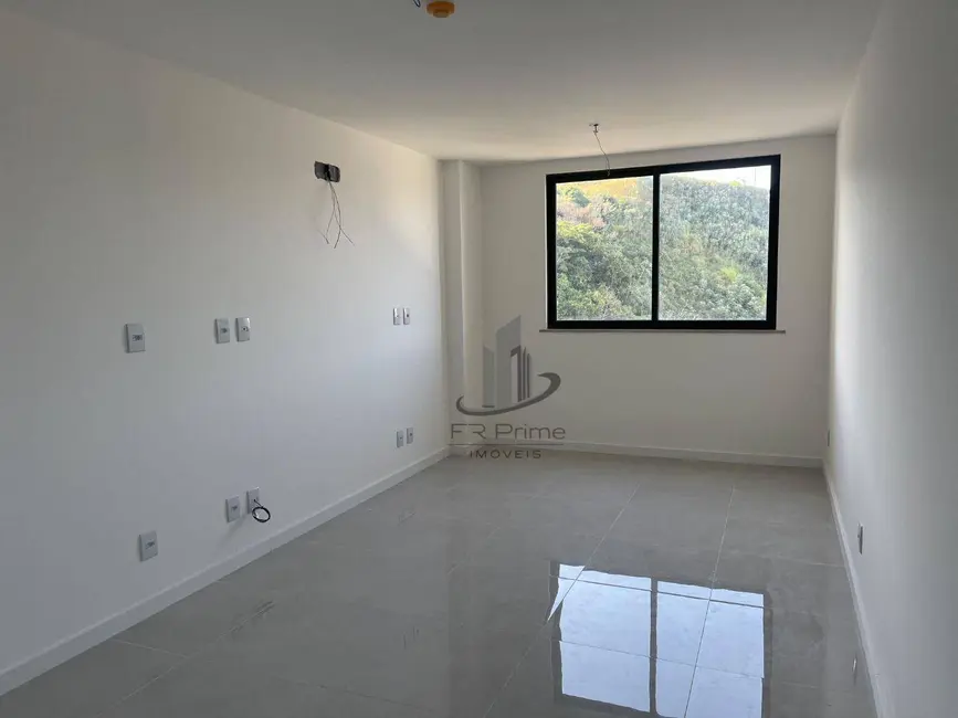 Foto 1 de Apartamento com 1 quarto à venda e para alugar, 24m2 em Jardim Belvedere, Volta Redonda - RJ