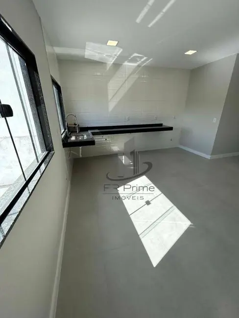Casa com 3 quartos à venda, 180m2 em Jardim Belvedere, Volta Redonda - RJ - imagem 6 Foto 6 de Casa com 3 quartos à venda, 180m2 em Jardim Belvedere, Volta Redonda - RJ