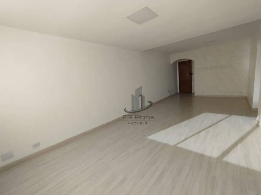 Foto 2 de Apartamento com 3 quartos à venda, 108m2 em Aterrado, Volta Redonda - RJ