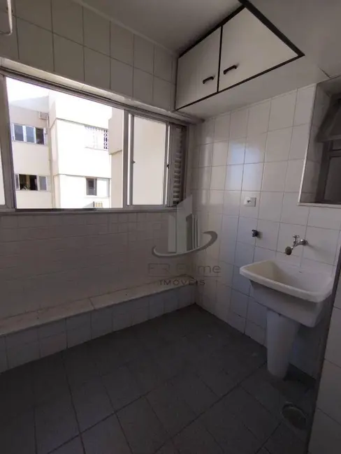 Apartamento com 3 quartos à venda, 108m2 em Aterrado, Volta Redonda - RJ - imagem 8 Foto 8 de Apartamento com 3 quartos à venda, 108m2 em Aterrado, Volta Redonda - RJ