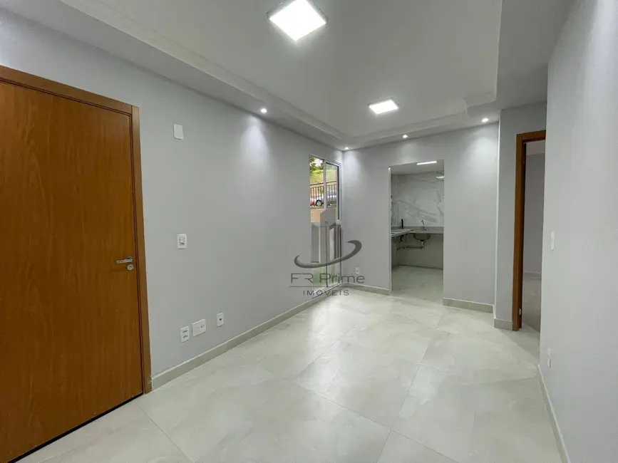 Apartamento com 2 quartos à venda, 40m2 em São Luís, Volta Redonda - RJ - imagem 1 Foto 1 de Apartamento com 2 quartos à venda, 40m2 em São Luís, Volta Redonda - RJ