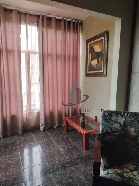 Foto 4 de Casa com 3 quartos à venda, 262m2 em Jardim Cidade do Aço, Volta Redonda - RJ