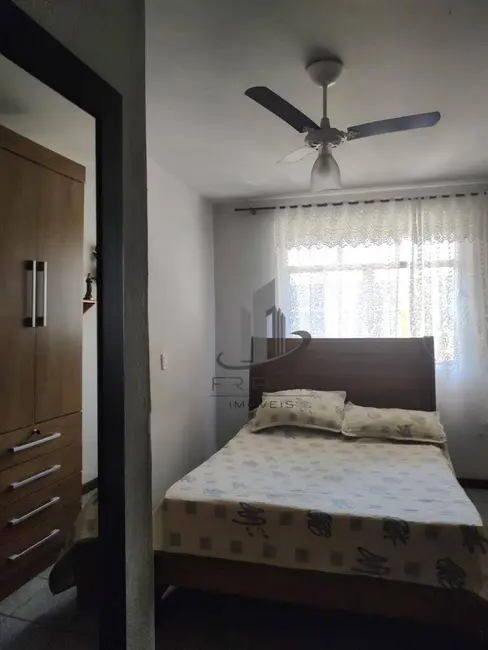 Casa com 2 quartos à venda, 221m2 em Jardim Cidade do Aço, Volta Redonda - RJ - imagem 8 Foto 8 de Casa com 2 quartos à venda, 221m2 em Jardim Cidade do Aço, Volta Redonda - RJ