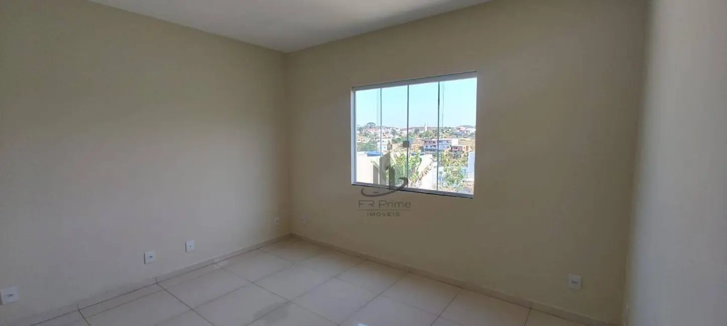 Casa com 2 quartos à venda, 129m2 em Roma, Volta Redonda - RJ - imagem 9 Foto 9 de Casa com 2 quartos à venda, 129m2 em Roma, Volta Redonda - RJ