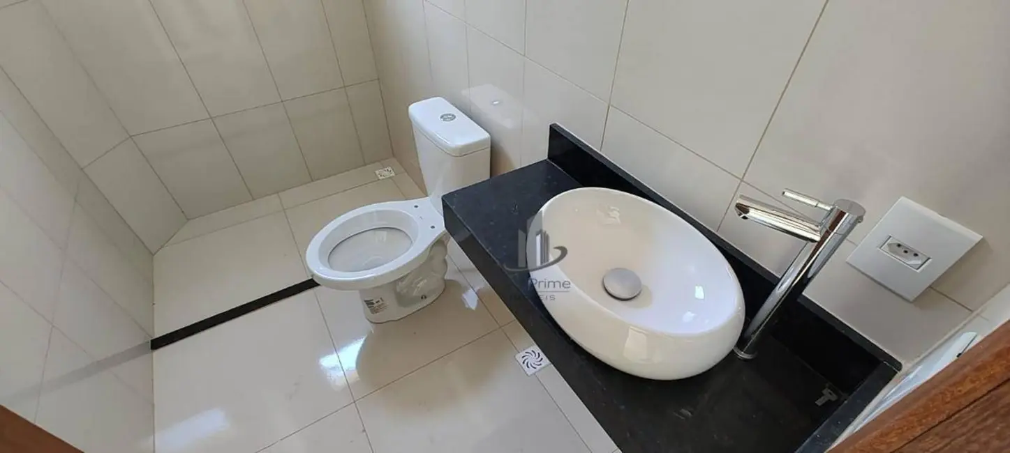 Casa com 2 quartos à venda, 129m2 em Roma, Volta Redonda - RJ - imagem 5 Foto 5 de Casa com 2 quartos à venda, 129m2 em Roma, Volta Redonda - RJ