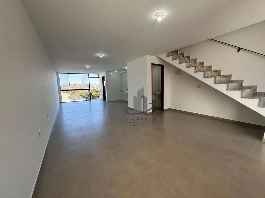 Foto 2 de Casa com 3 quartos à venda, 120m2 em Jardim Belvedere, Volta Redonda - RJ