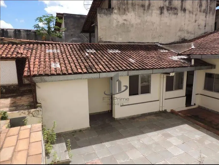 Foto 9 de Casa com 3 quartos à venda, 360m2 em Sessenta, Volta Redonda - RJ