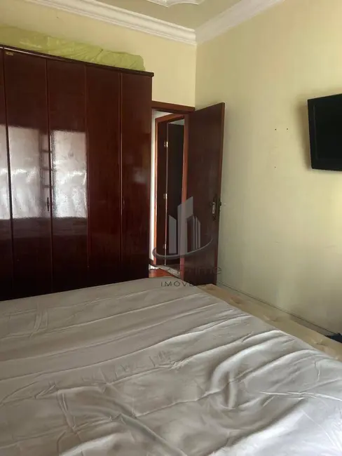 Casa com 3 quartos à venda, 205m2 em Jardim Vila Rica - Tiradentes, Volta Redonda - RJ - imagem 7 Foto 7 de Casa com 3 quartos à venda, 205m2 em Jardim Vila Rica - Tiradentes, Volta Redonda - RJ