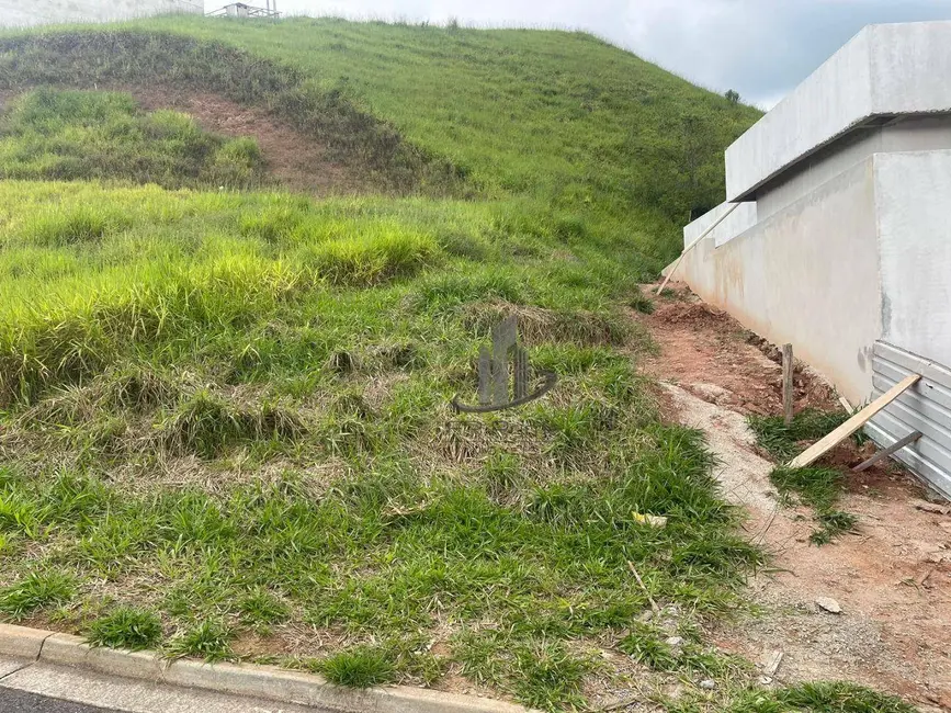 Foto 1 de Terreno / Lote à venda, 241m2 em Casa de Pedra, Volta Redonda - RJ