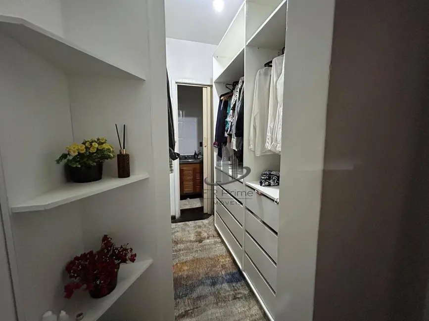 Casa com 3 quartos à venda, 280m2 em Vila Santa Cecília, Volta Redonda - RJ - imagem 9 Foto 9 de Casa com 3 quartos à venda, 280m2 em Vila Santa Cecília, Volta Redonda - RJ