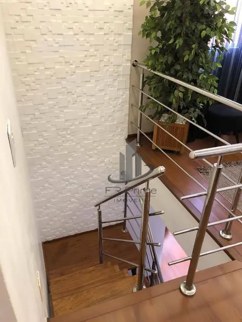 Cobertura com 3 quartos à venda, 161m2 em Vila Mury, Volta Redonda - RJ - imagem 7 Foto 7 de Cobertura com 3 quartos à venda, 161m2 em Vila Mury, Volta Redonda - RJ