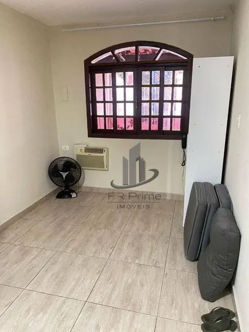 Casa com 2 quartos à venda, 132m2 em Jardim Vila Rica - Tiradentes, Volta Redonda - RJ - imagem 2 Foto 2 de Casa com 2 quartos à venda, 132m2 em Jardim Vila Rica - Tiradentes, Volta Redonda - RJ
