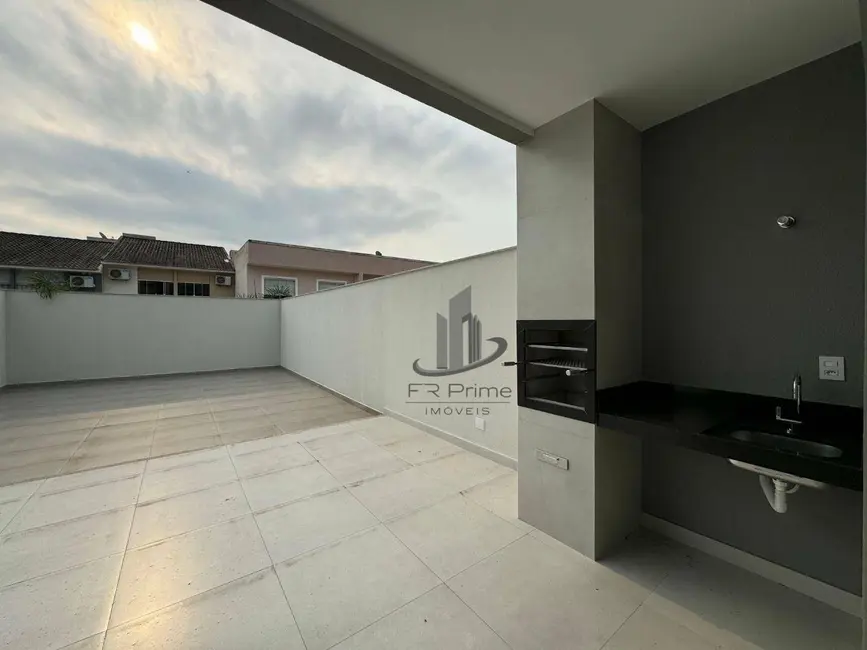Casa com 3 quartos à venda, 180m2 em Jardim Belvedere, Volta Redonda - RJ - imagem 5 Foto 5 de Casa com 3 quartos à venda, 180m2 em Jardim Belvedere, Volta Redonda - RJ