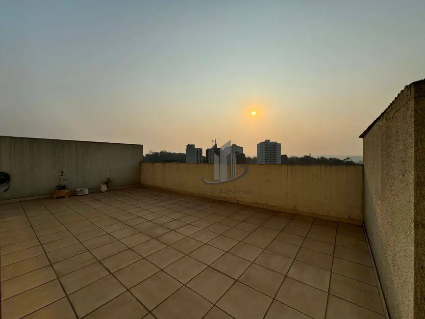 Apartamento com 2 quartos à venda, 112m2 em São João, Volta Redonda - RJ - imagem 8 Foto 8 de Apartamento com 2 quartos à venda, 112m2 em São João, Volta Redonda - RJ