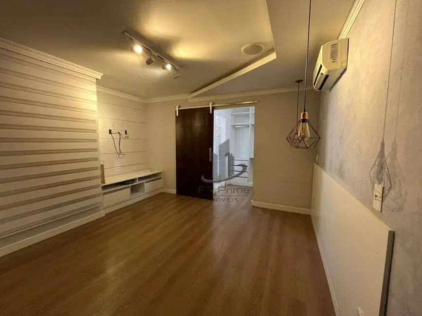 Casa com 4 quartos à venda, 250m2 em Barra Do Pirai - RJ - imagem 6 Foto 6 de Casa com 4 quartos à venda, 250m2 em Barra Do Pirai - RJ