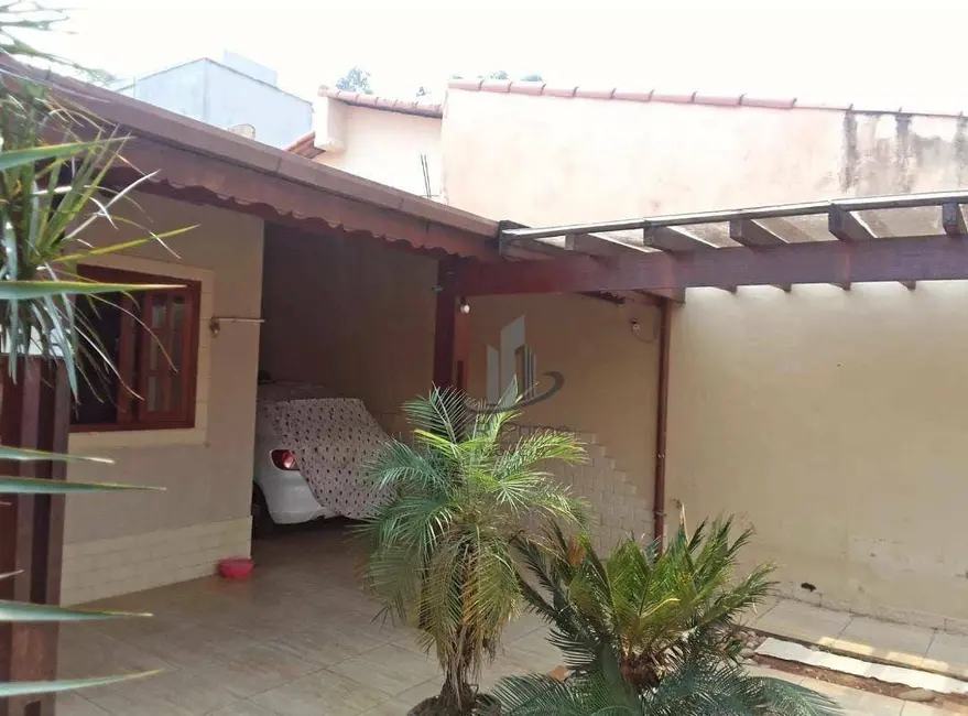 Foto 1 de Casa com 2 quartos à venda, 150m2 em Jardim Vila Rica - Tiradentes, Volta Redonda - RJ