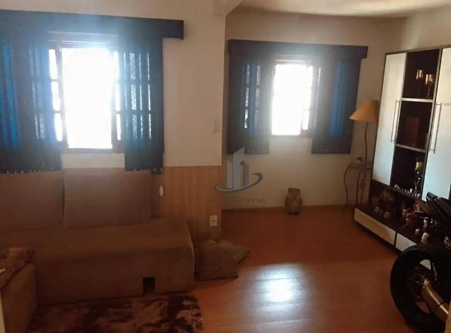 Foto 2 de Casa com 2 quartos à venda, 150m2 em Jardim Vila Rica - Tiradentes, Volta Redonda - RJ