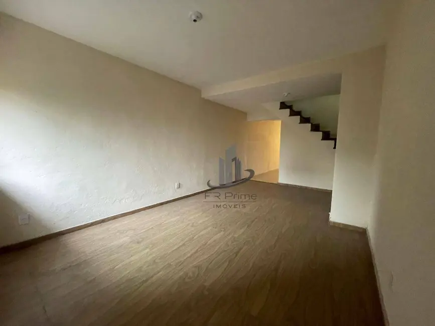 Foto 1 de Casa com 3 quartos à venda, 314m2 em Retiro, Volta Redonda - RJ