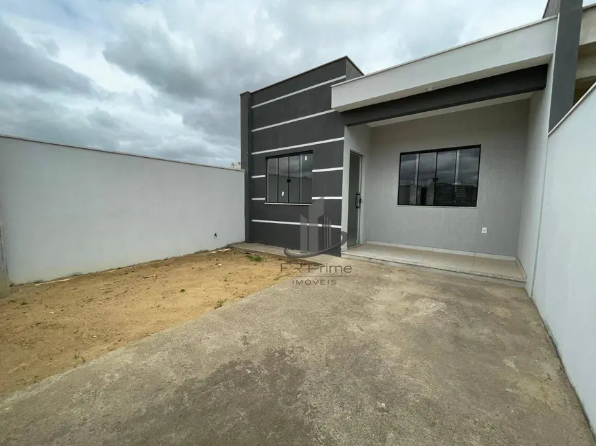 Foto 1 de Casa de Condomínio com 2 quartos à venda, 300m2 em Pinheiral - RJ