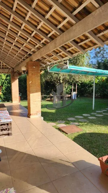 Chácara com 6 quartos à venda, 20000m2 em Barra Do Pirai - RJ - imagem 4 Foto 4 de Chácara com 6 quartos à venda, 20000m2 em Barra Do Pirai - RJ