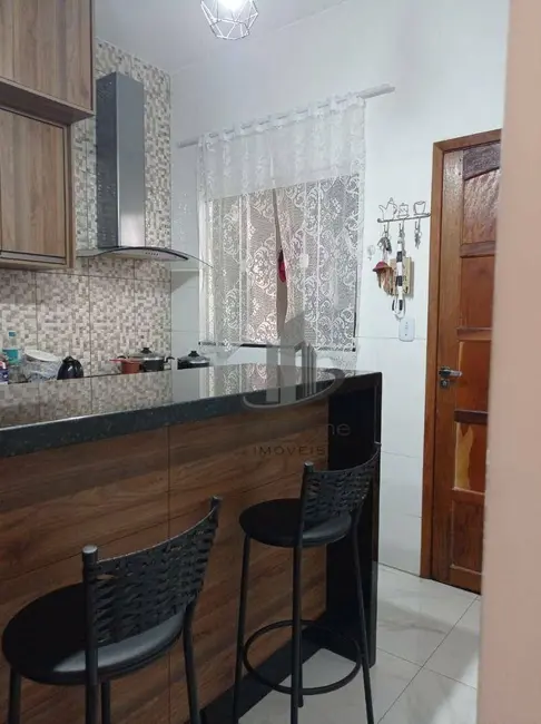 Casa com 2 quartos à venda, 150m2 em Vila Ursulino, Barra Mansa - RJ - imagem 4 Foto 4 de Casa com 2 quartos à venda, 150m2 em Vila Ursulino, Barra Mansa - RJ