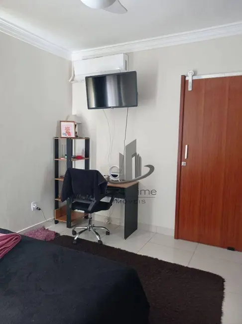 Casa com 2 quartos à venda, 150m2 em Vila Ursulino, Barra Mansa - RJ - imagem 8 Foto 8 de Casa com 2 quartos à venda, 150m2 em Vila Ursulino, Barra Mansa - RJ