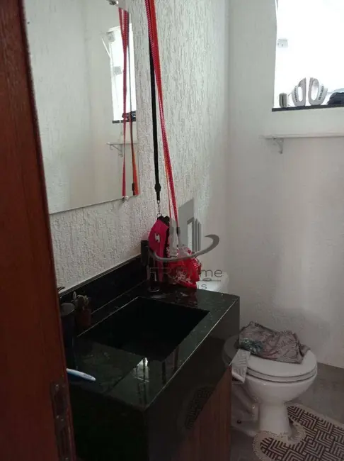 Casa com 2 quartos à venda, 150m2 em Vila Ursulino, Barra Mansa - RJ - imagem 3 Foto 3 de Casa com 2 quartos à venda, 150m2 em Vila Ursulino, Barra Mansa - RJ