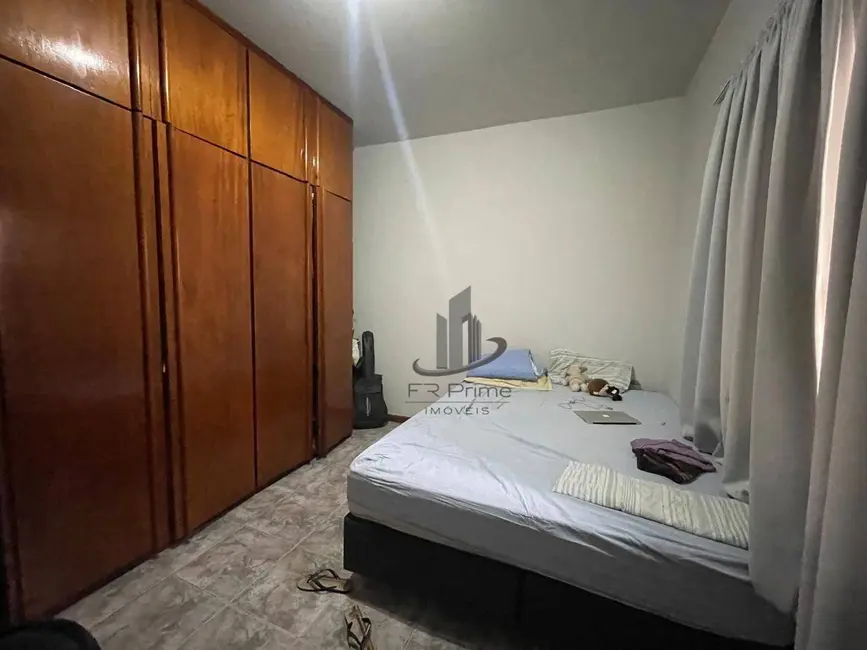 Foto 8 de Casa com 3 quartos à venda, 300m2 em São Geraldo, Volta Redonda - RJ