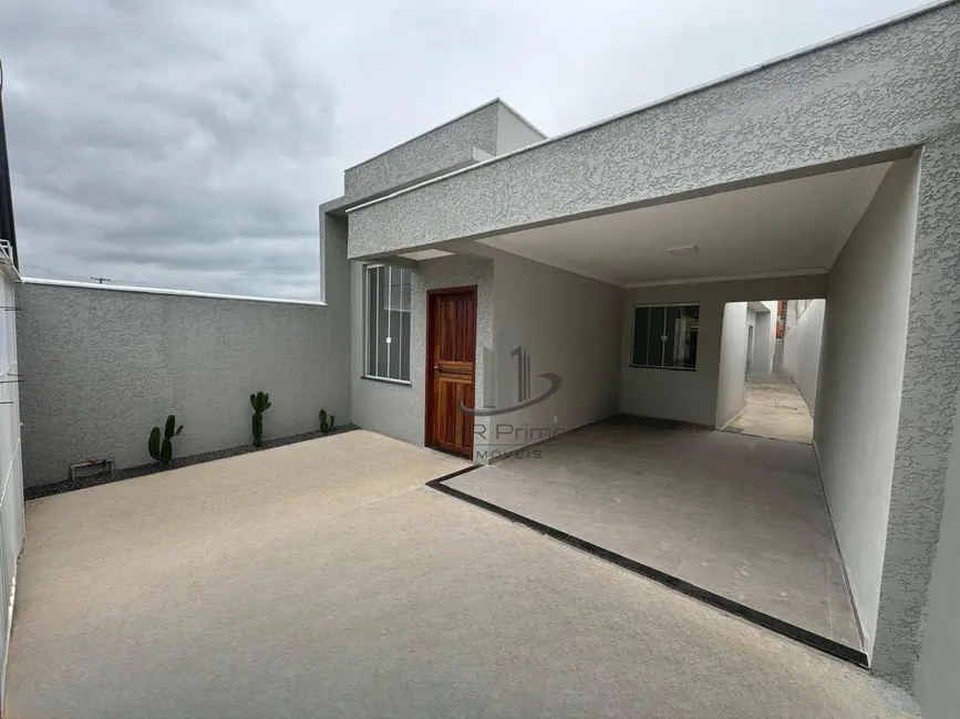 Casa com 3 quartos à venda, 200m2 em Porto Real - RJ - imagem 1 Foto 1 de Casa com 3 quartos à venda, 200m2 em Porto Real - RJ