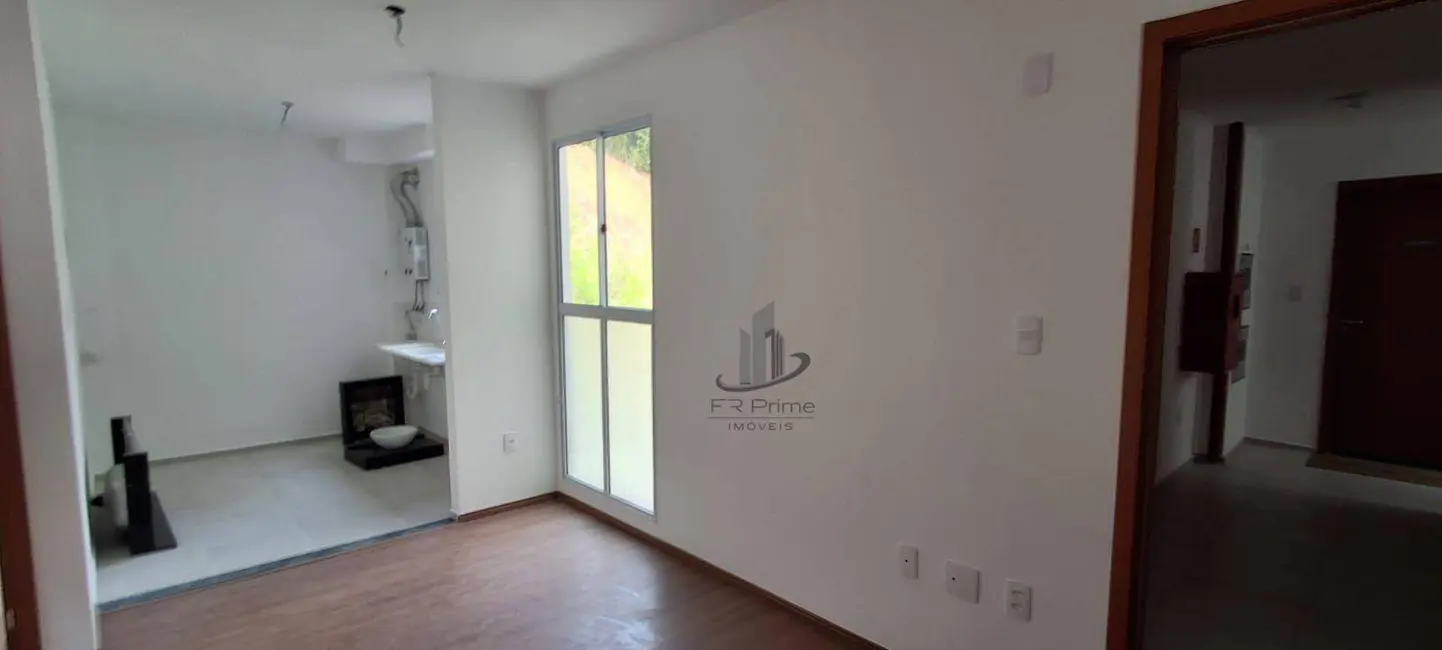 Foto 2 de Apartamento com 2 quartos à venda, 40m2 em São Luís, Volta Redonda - RJ