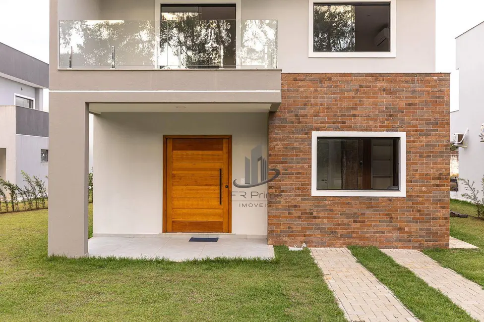 Foto 3 de Casa com 4 quartos à venda, 350m2 em Bracuí (Cunhambebe), Angra Dos Reis - RJ
