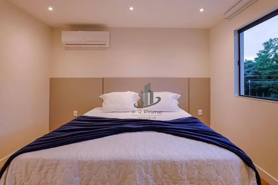 Foto 7 de Casa com 4 quartos à venda, 350m2 em Bracuí (Cunhambebe), Angra Dos Reis - RJ